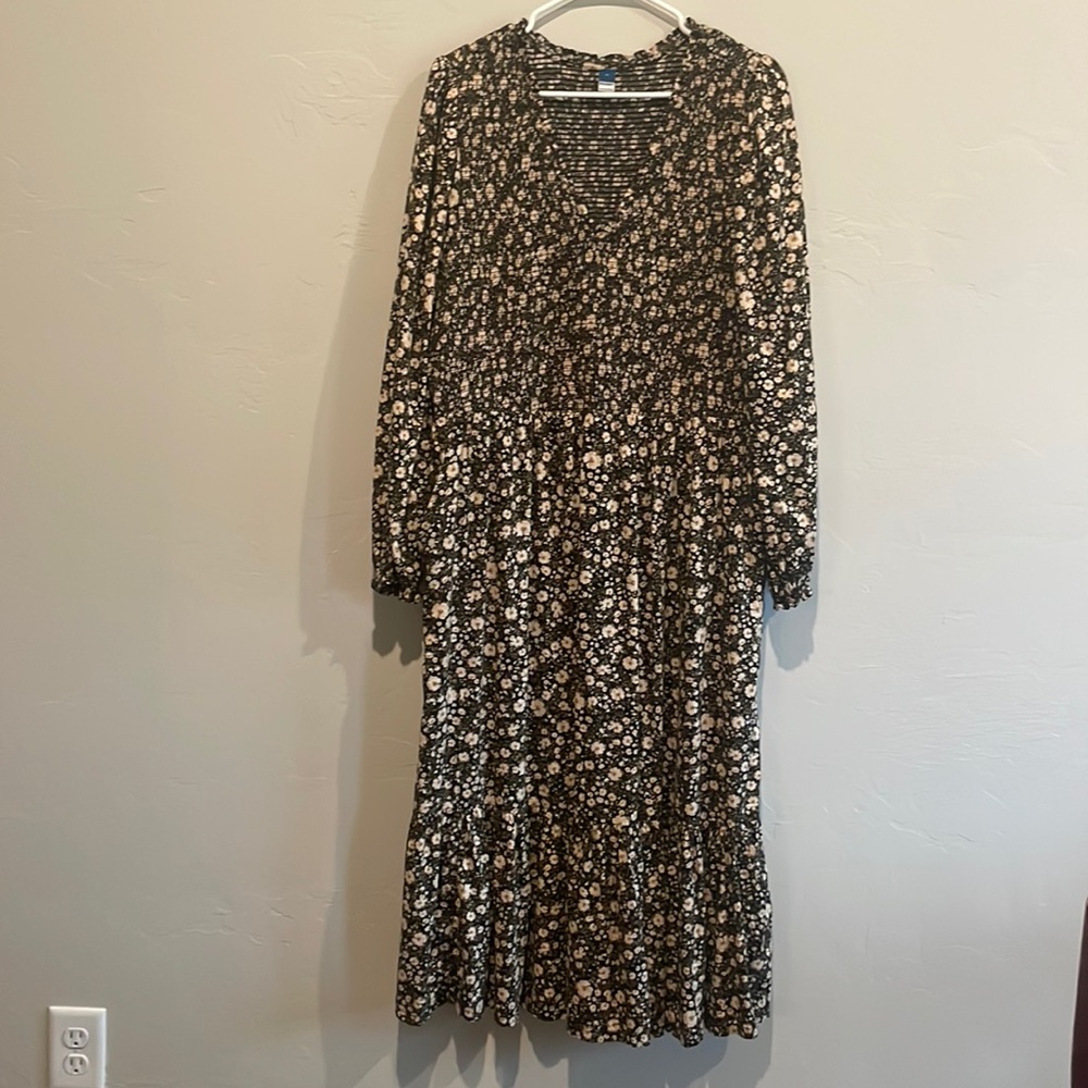Old Navy maxi dress long sleeve floral sz xl